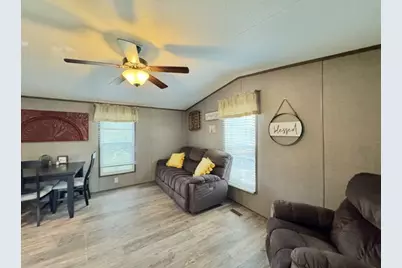 1575 County Road B Road, Lexington, TX 78947 - Photo 6