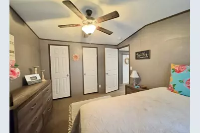 1575 County Road B Road, Lexington, TX 78947 - Photo 20