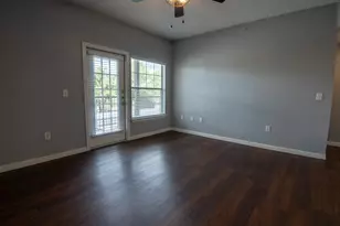 2320 Gracy Farms Ln, Austin, TX 78758 - Photo 2