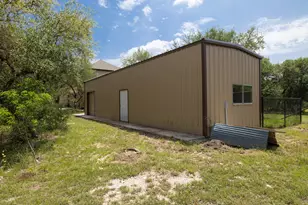 3696 Co Rd 207, Liberty Hill, TX 78642 - Photo 36