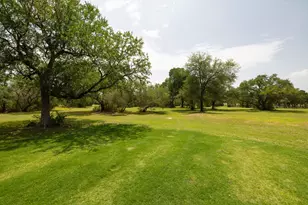 3696 Co Rd 207, Liberty Hill, TX 78642 - Photo 34