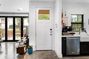 2311 E 18th St, Austin, TX 78702 - Photo 10