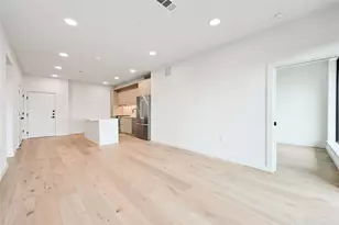 2209 S 1st St, Austin, TX 78704 - Photo 12