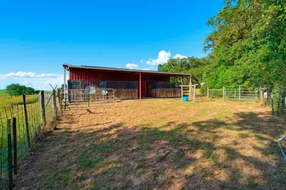 8731 Sh 79 Highway, Milano, TX 76556 - Photo 30