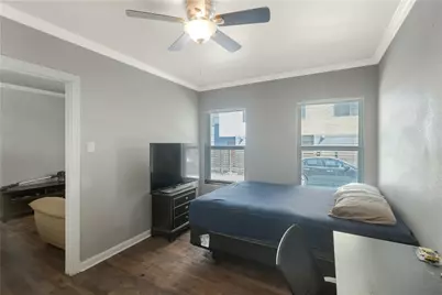 204 E 30th Street #102, Austin, TX 78705 - Photo 6