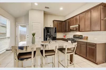 311 Trailside Lane, Bastrop, TX 78602 - Photo 8