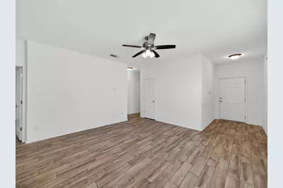 109 Rainey Drive, Jarrell, TX 76537 - Photo 6