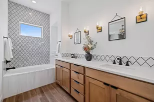 925 Indian Hawthorne Dr, Georgetown, TX 78628 - Photo 14