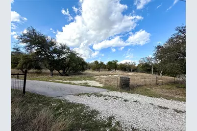 1360 County Road 233 Road, Florence, TX 76527 - Photo 4