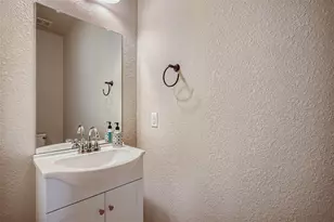 1604 Los Olivios Wy, Austin, TX 78725 - Photo 10