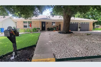 1005 George Street, Taylor, TX 76574 - Photo 1