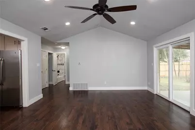 1005 George Street, Taylor, TX 76574 - Photo 6