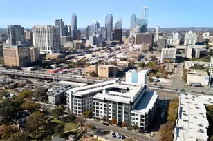 800 Embassy Dr, Austin, TX 78702 - Photo 4