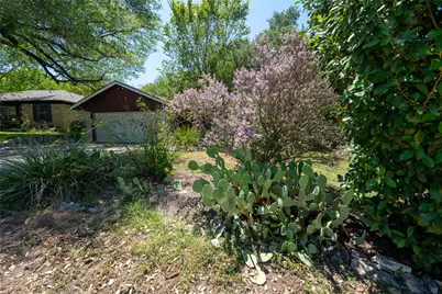 6601 Ashland Drive, Austin, TX 78723 - Photo 2