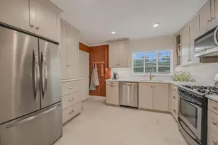 3309 Grooms St, Austin, TX 78705 - Photo 2