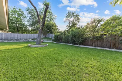 10102 Pond View Circle, Austin, TX 78753 - Photo 36