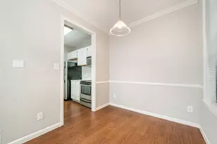 2300 Leon St, Austin, TX 78705 - Photo 14