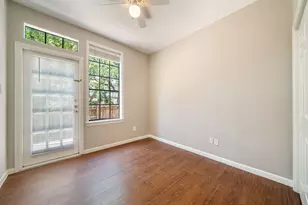 2300 Leon St, Austin, TX 78705 - Photo 18