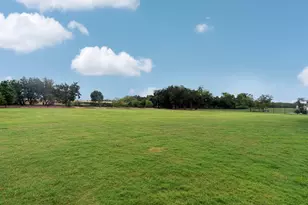 209 Northcrest Dr, Liberty Hill, TX 78642 - Photo 36
