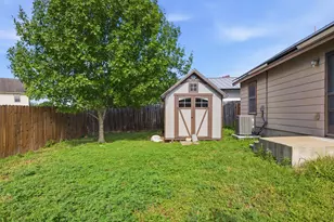 7100 Villita Avenida St, Austin, TX 78741 - Photo 24
