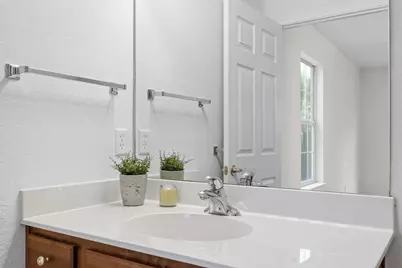 7100 Villita Avenida Street, Austin, TX 78741 - Photo 18