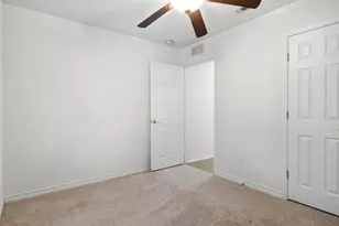 7100 Villita Avenida St, Austin, TX 78741 - Photo 20