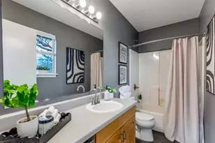 1705 Adriane Dr, Austin, TX 78721 - Photo 10