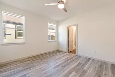 2925 Egan Drive, Pflugerville, TX 78660 - Photo 8