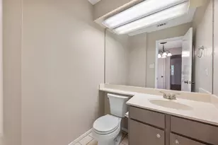 8400 Jamestown Dr, Austin, TX 78758 - Photo 22