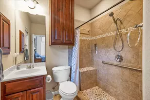 18609 Venture Dr, Point Venture, TX 78645 - Photo 20
