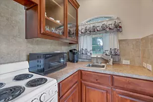 18609 Venture Dr, Point Venture, TX 78645 - Photo 18