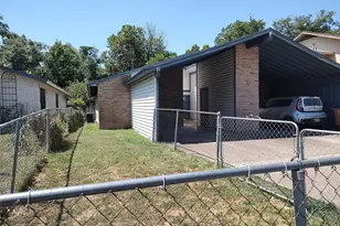 2005 Iroquois Ln, Austin, TX 78741 - Photo 1