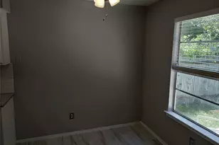 2005 Iroquois Ln, Austin, TX 78741 - Photo 6