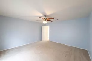 12512 La Paz Ln, Del Valle, TX 78617 - Photo 26