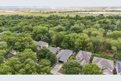 7104 Bay City Bend, Austin, TX 78725 - Photo 2
