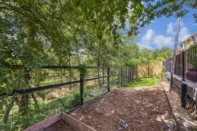 7104 Bay City Bend, Austin, TX 78725 - Photo 34