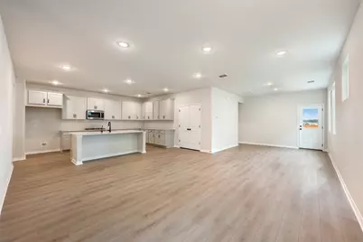 213 Clover Bend, Liberty Hill, TX 78642 - Photo 10