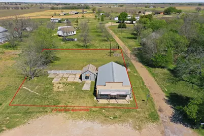 110 County Road 421, Thorndale, TX 76577 - Photo 1
