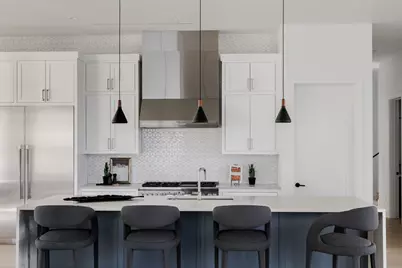 2504 Bluffview Drive, Austin, TX 78704 - Photo 6