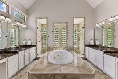 11813 Eagles Glen Drive, Austin, TX 78732 - Photo 18