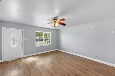 6214 Club Terrace, Austin, TX 78741 - Photo 2