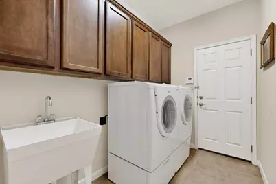 121 Quarry Park Cove, Liberty Hill, TX 78642 - Photo 32