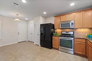 307 Kickapoo Creek Ln, Georgetown, TX 78633 - Photo 10