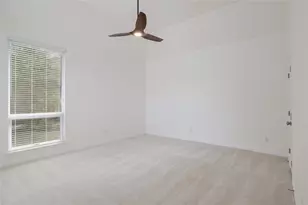 18933 Colonial Manor Ln, Pflugerville, TX 78660 - Photo 16