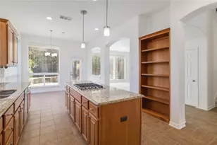 18933 Colonial Manor Ln, Pflugerville, TX 78660 - Photo 10