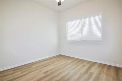 511 Whirlaway Drive #B, Jarrell, TX 76537 - Photo 22