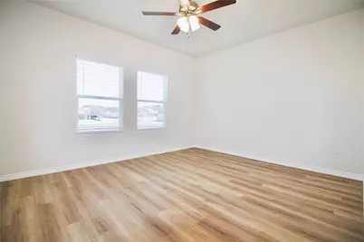 511 Whirlaway Drive #B, Jarrell, TX 76537 - Photo 14