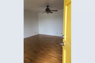112 W 38th Street #202, Austin, TX 78705 - Photo 10