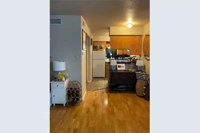 112 W 38th Street #202, Austin, TX 78705 - Photo 4