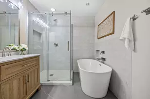 924 E 52nd St, Austin, TX 78751 - Photo 18